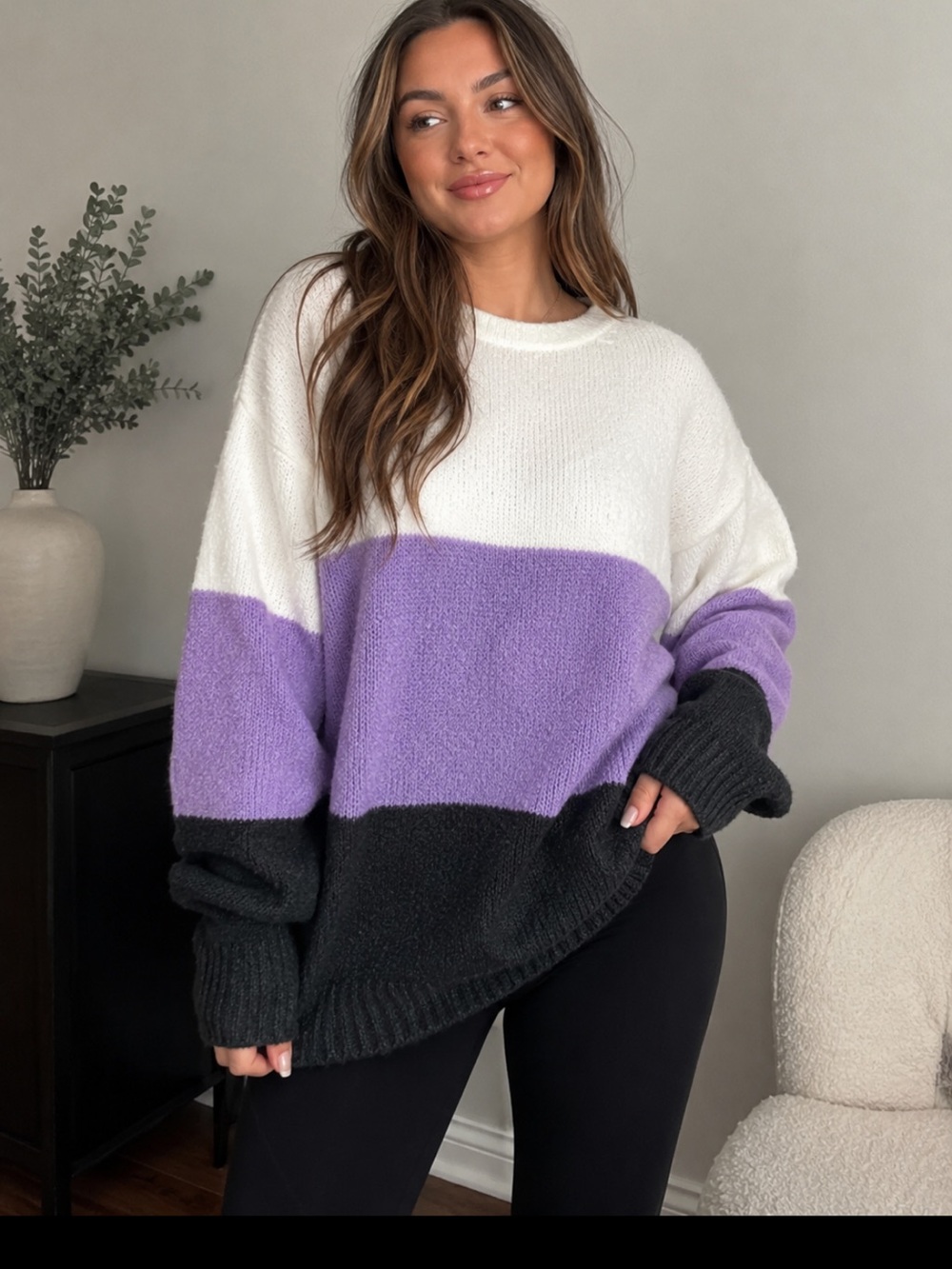 La Miel Colorblock Soft Blend Round Neck Sweater Size Large